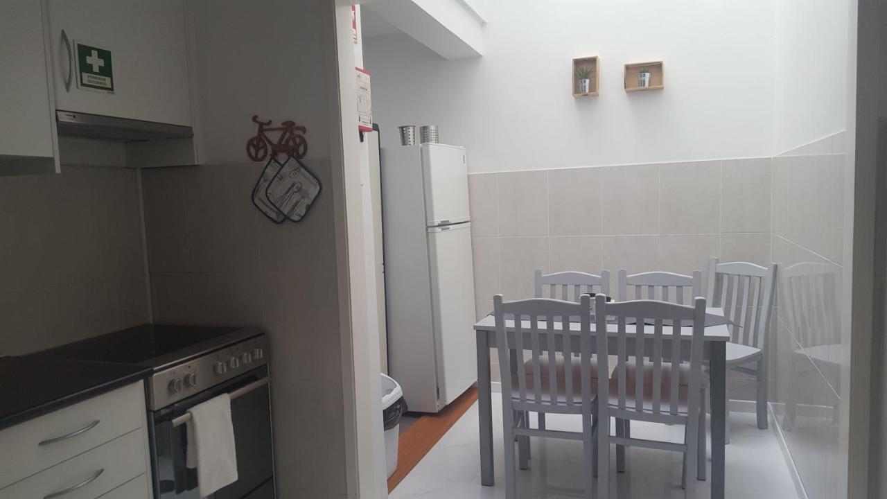 Hope House Azores ปอนตาเดลกาดา ภายนอก รูปภาพ